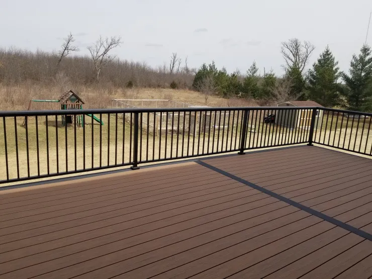 Big Lake 2020 Deckorators Mesa deck project - Foremost Construction